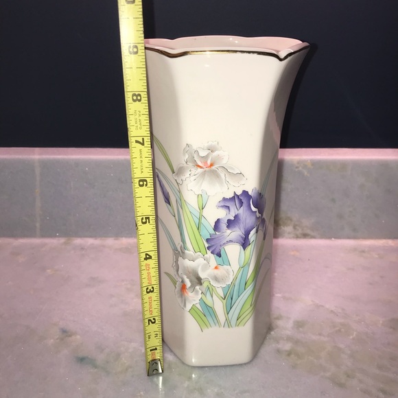 Otagiri Accents Vtg Japanese Iris Bouquet Vase By Otagiri Poshmark